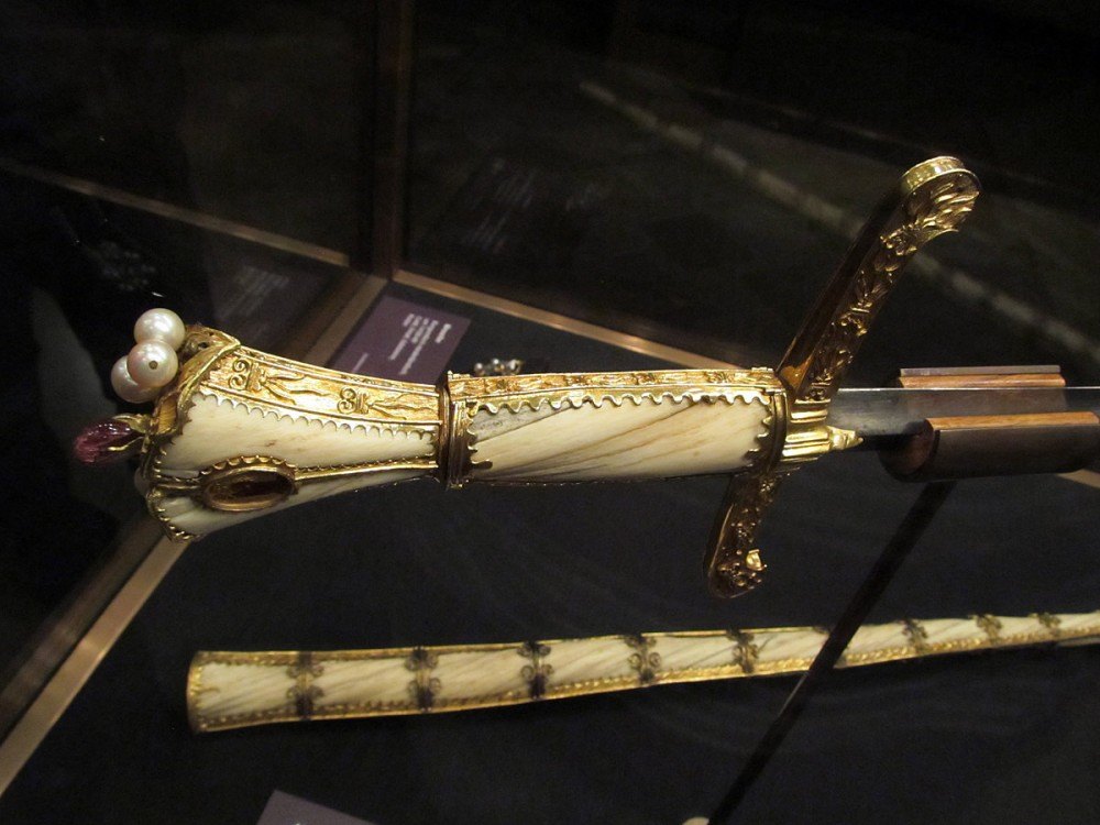 скипетр ивана грозного. посох ивана грозного. посох и скипетр ивана грозного. скипетр ивана грозного. посох ивана грозного.