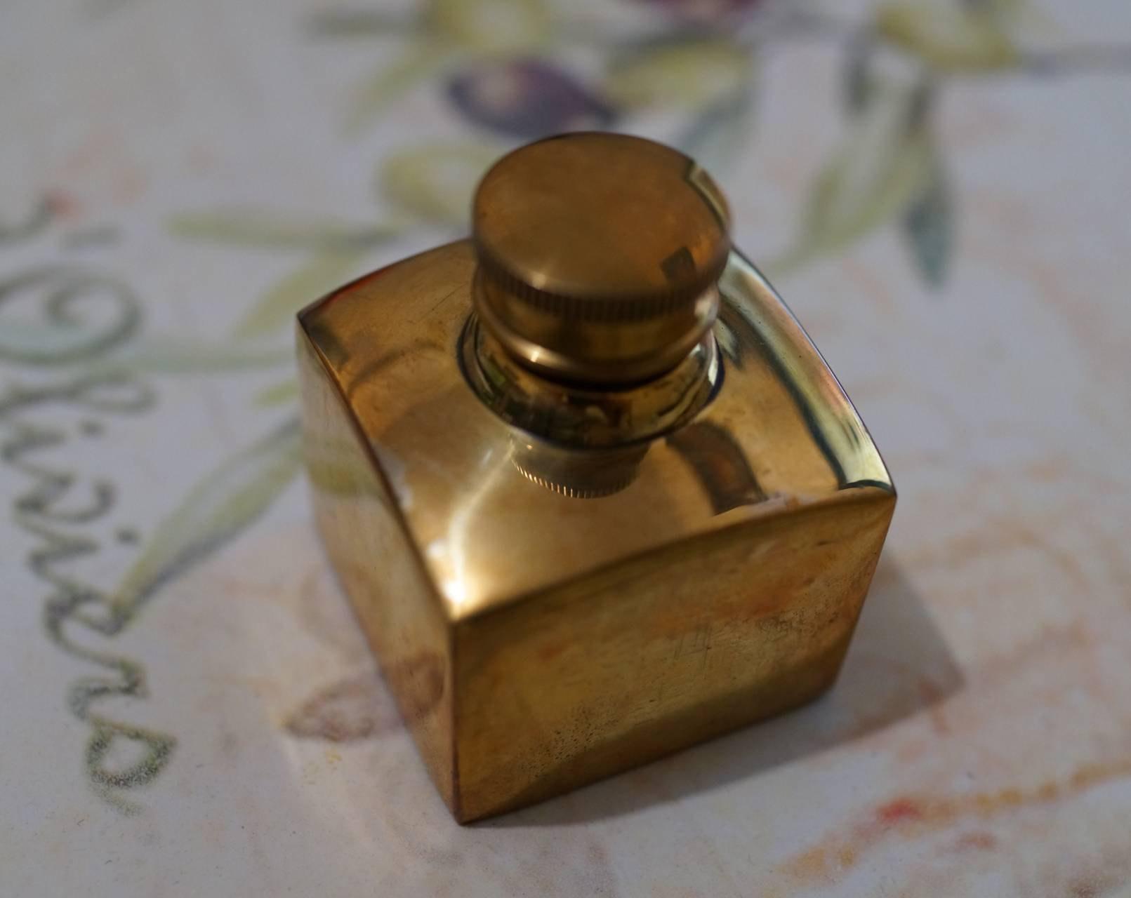 Маслёнка ссср. Масленка хрусталь ссср. Масленка хорошее настроение. Продам масленку. Керамическая посуда ссср.