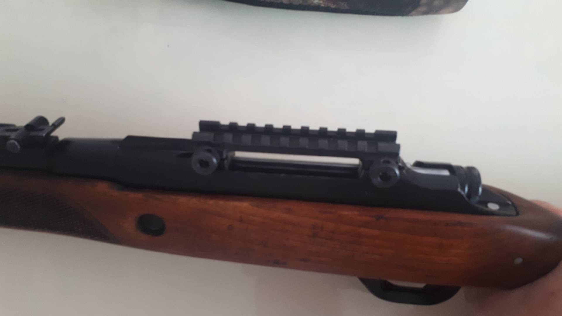 Кронштейн база вивер лось 7. Планка weaver contessa на sako 75/85 s. Боковая планка эст-прайм скс-к (ласточкин хвост) (2184). Планка cz 457 weaver. Карабины на планке.