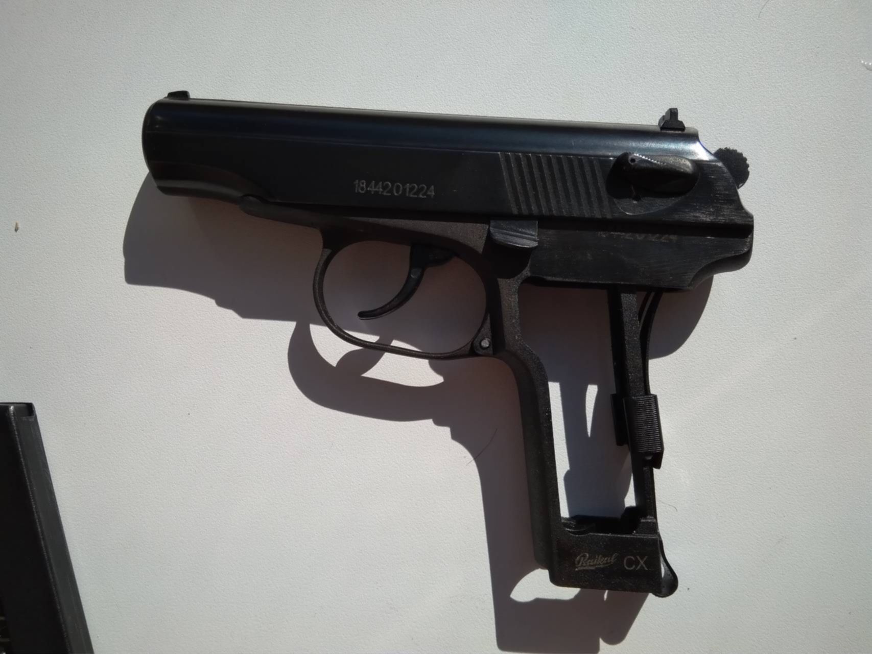 Кованный клин остреё с рокоятью. Р куй. Куй монета. Д куя архангельская область. Р куй.