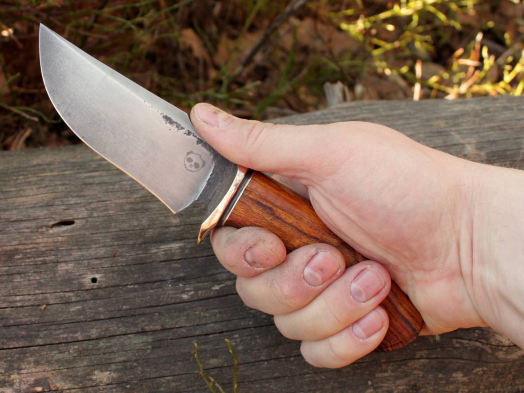 Лезвие охотничьего ножа. Охотничий нож Исма х12мф. Маленькие охотничьи ножи. Охотничий нож с широким лезвием. Маленький нож.