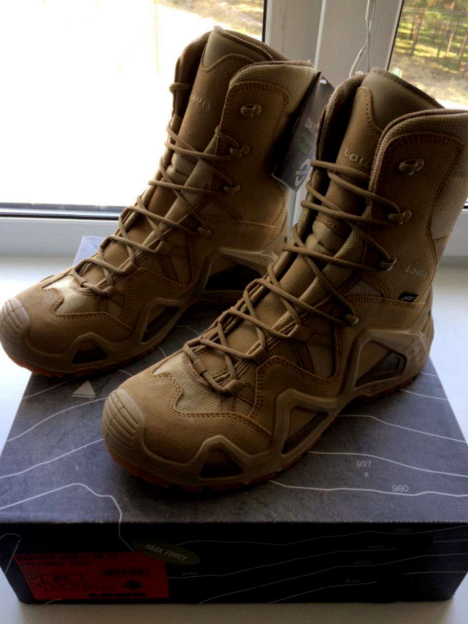 ботинки allen edmonds. ботинки армейские фарадей с высокими берцами 120530. ботинки red wing(оригинал сша). берцы зимние фарадей 827. продам ботинки.