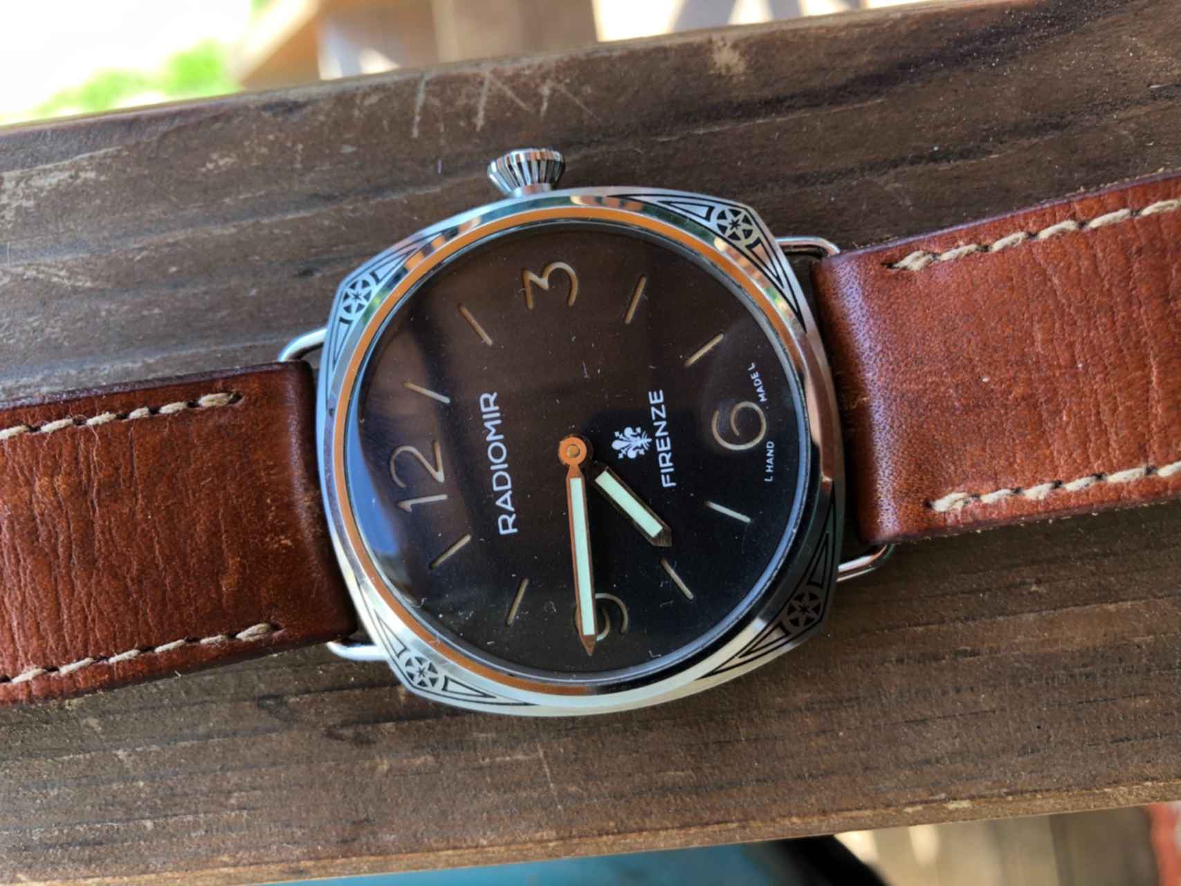 Часы хомаж что это. Хомаж panerai. Panerai 3646. Хомаж молния радиомир. Часы хомаж что это.