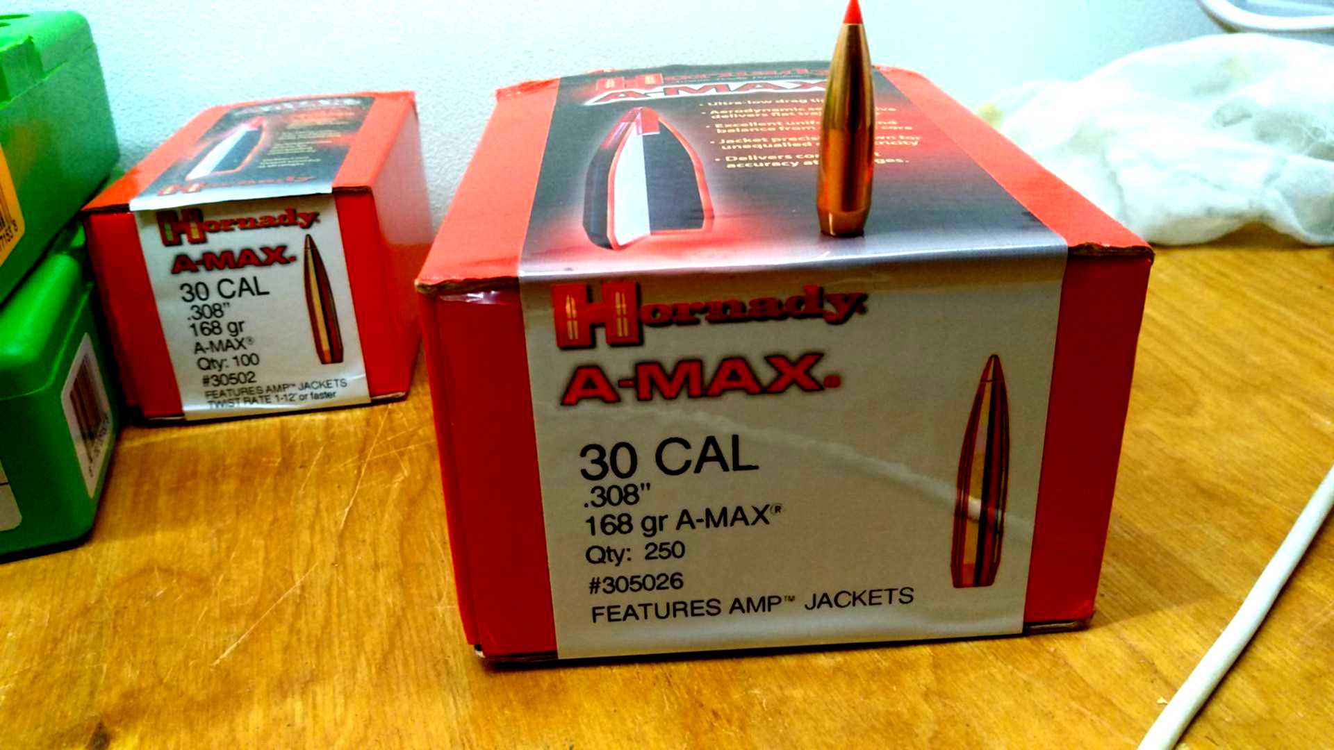 14 pro max a2893. 168 А Макс Хорнади. Hornady 168 gr. Hornady a-Max 208 gr навеска n560. Hornady 168 gr a-Max BK.