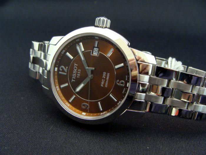 Продам тиссот. Часы Tissot t014.410. T014.410.11.057. Часы тиссот кварц мужские металлический браслет. Часы Швеция мужские.