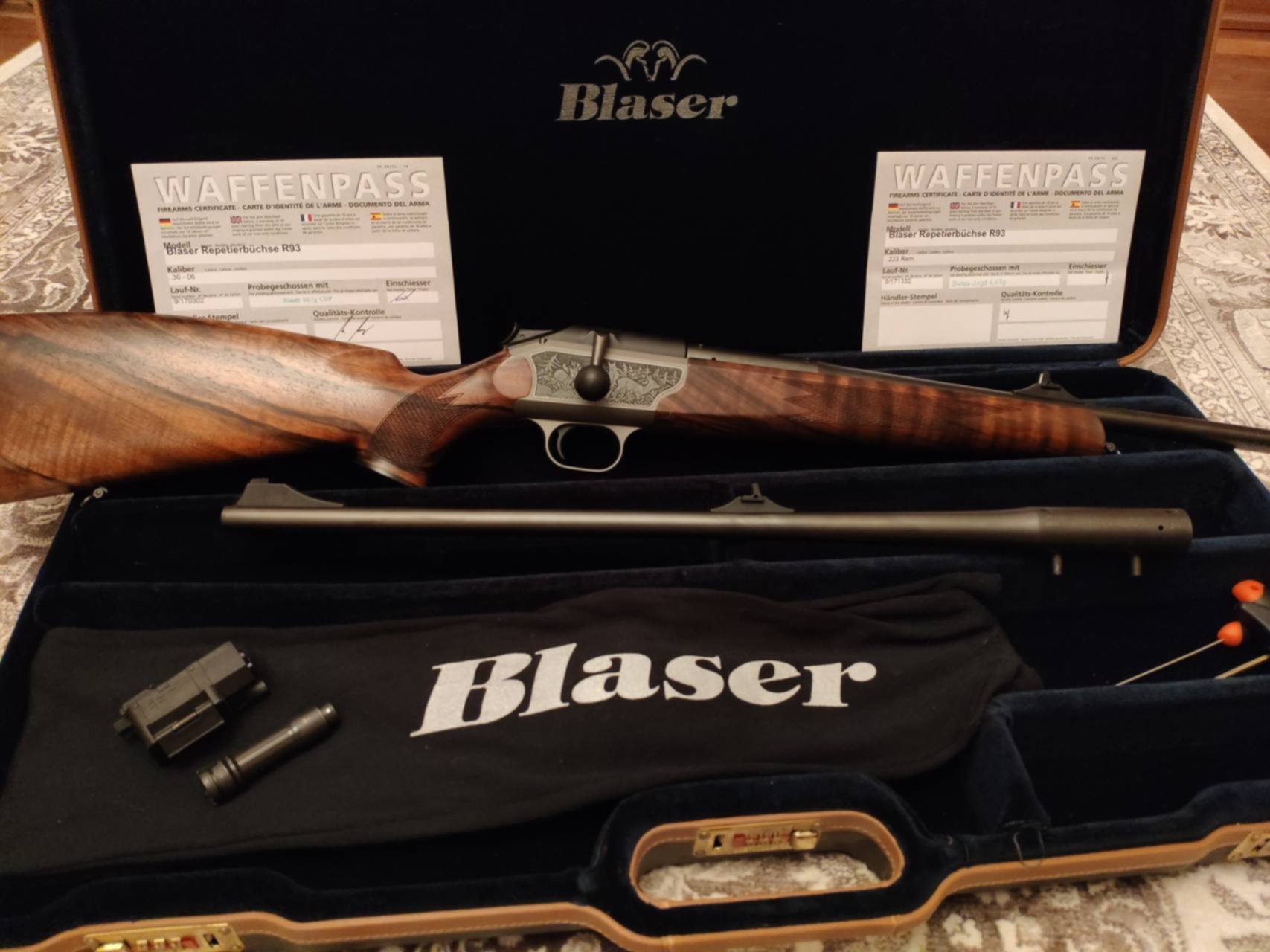 Ганзброкер оружейный. Карабин блейзер р93. Карабин Blaser r93. Blaser r93 30-06. Blaser r93 Duo Luxus Hamed.