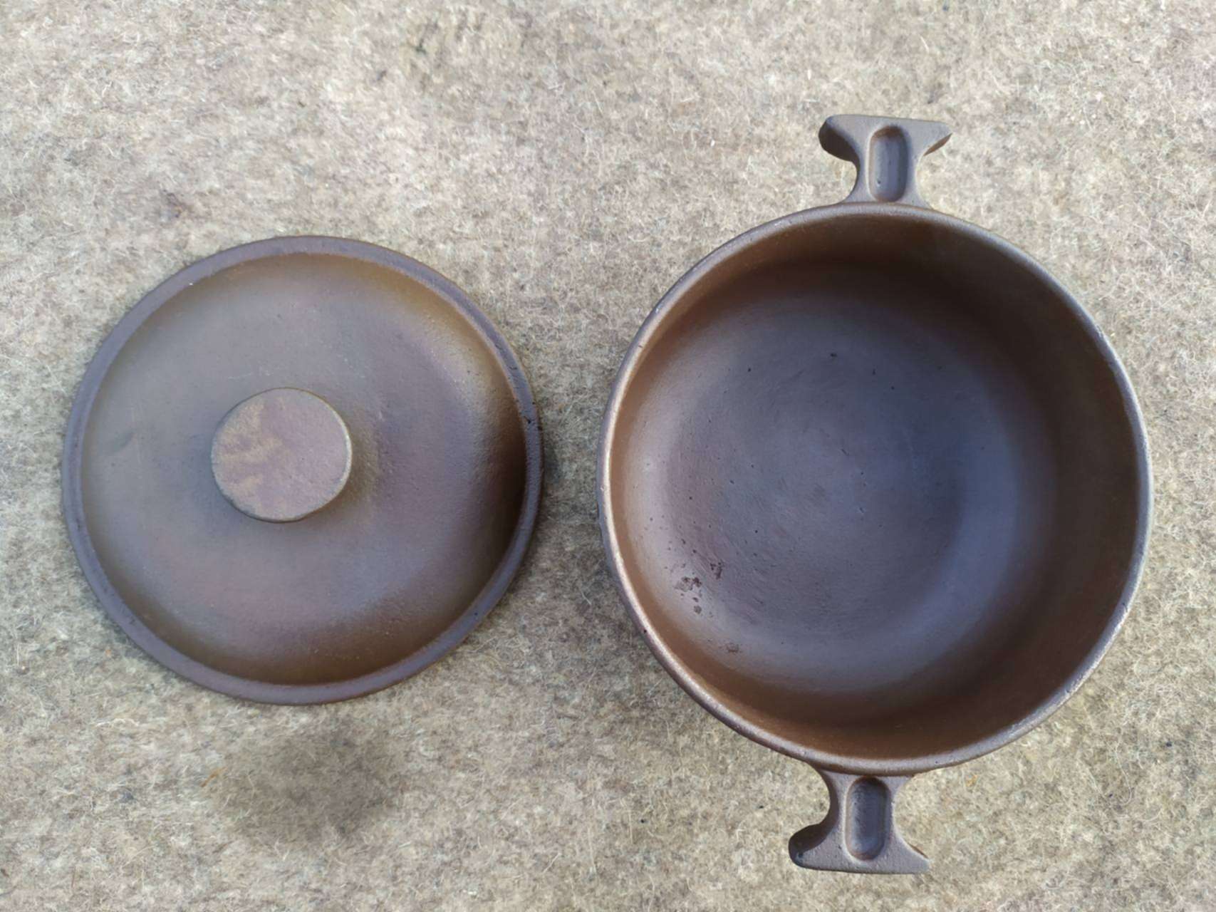 Сковорода-жаровня чугунная орша 350 мм, с чугунной крышкой лм16с242. Казан чугунный 40 л. Продать чугунную. Сковорода - жаровня чугунная (диаметр 500 мм высота 5-6 мм). Советские чугунные сковородки.