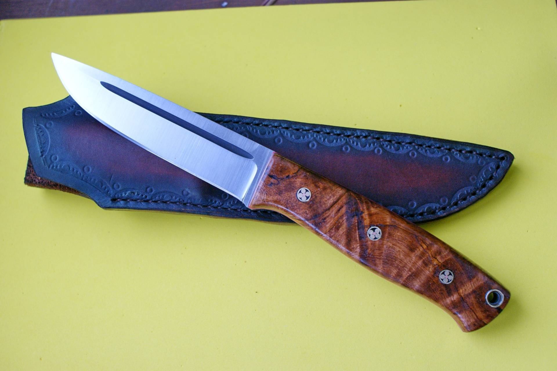 Мебельная петля с пружиной обратного хода push h690a02/0112. H 690. Стул signal h266. Ножи с рукоятью из амазаку. Блютуз гарнитура с зарядкой.