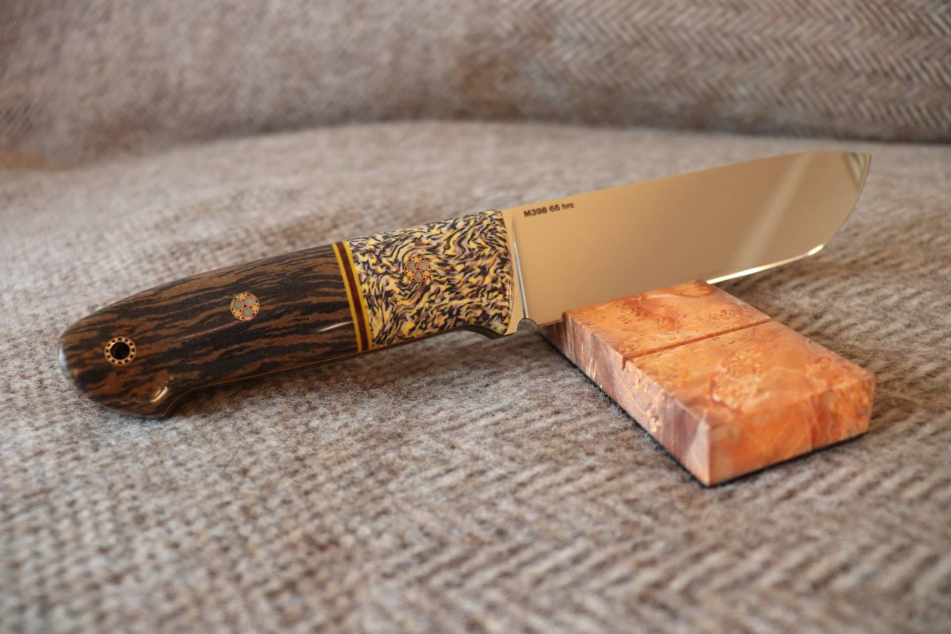 фиксированные ножи ручной работы. шх15 дениса гасанова. авторские ножи. авторские охотничьи ножи. авторские складные ножи.