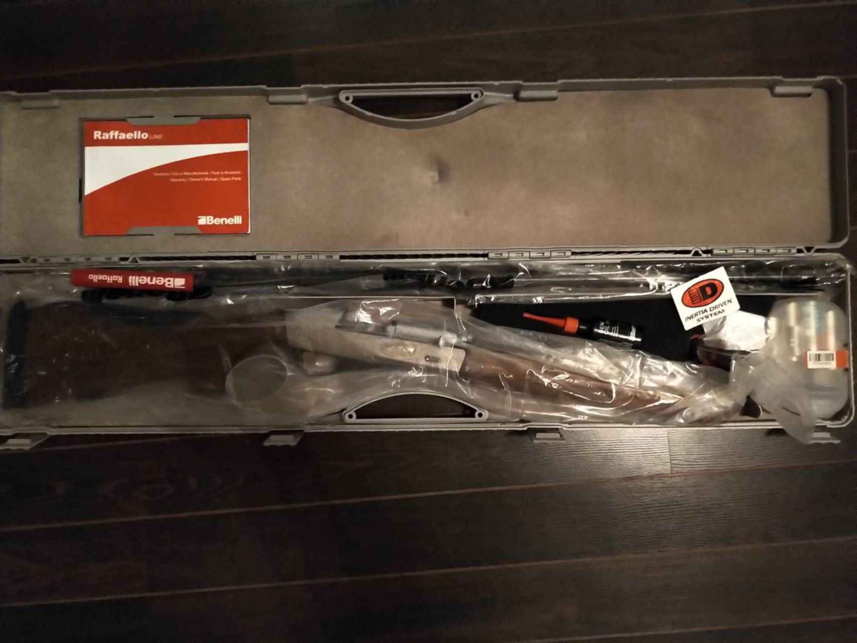 Power bore. Бенелли супер Винчи 12 Калибр. Benelli super Vinci 12 89. Бенелли супер Винчи Оптифейд Калибр 12/89. Ружьё 12 калибра Бинелли супер Винчи.