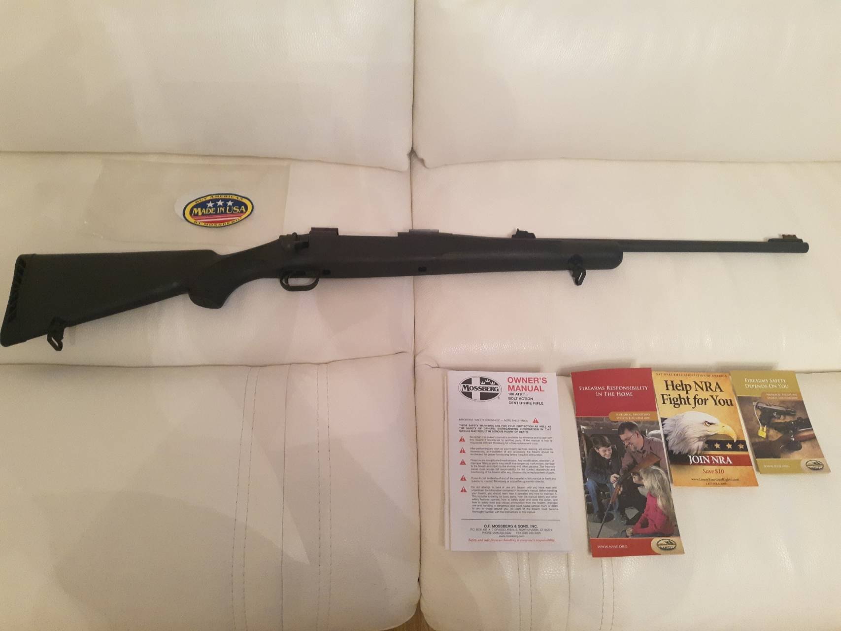 Продаю карабин Mossberg 100 ATR, калибр 30-06, в пластике, состояние нового...