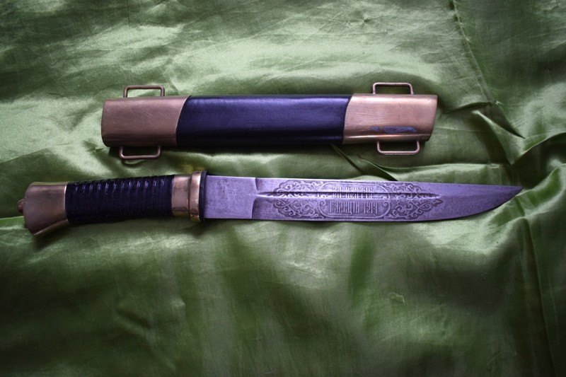 Купить сабельный нож. Нож Пластунский. Палаш Пластунский. Сабельный нож. Дисковый и сабельный ножи.