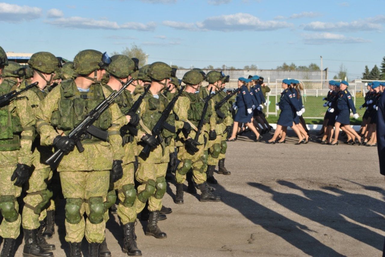 Поб 2 осн время. 2 ОБРСПН 64044. Спецназ гру 2 ОБРСПН. Спецназ ВДВ Псков.