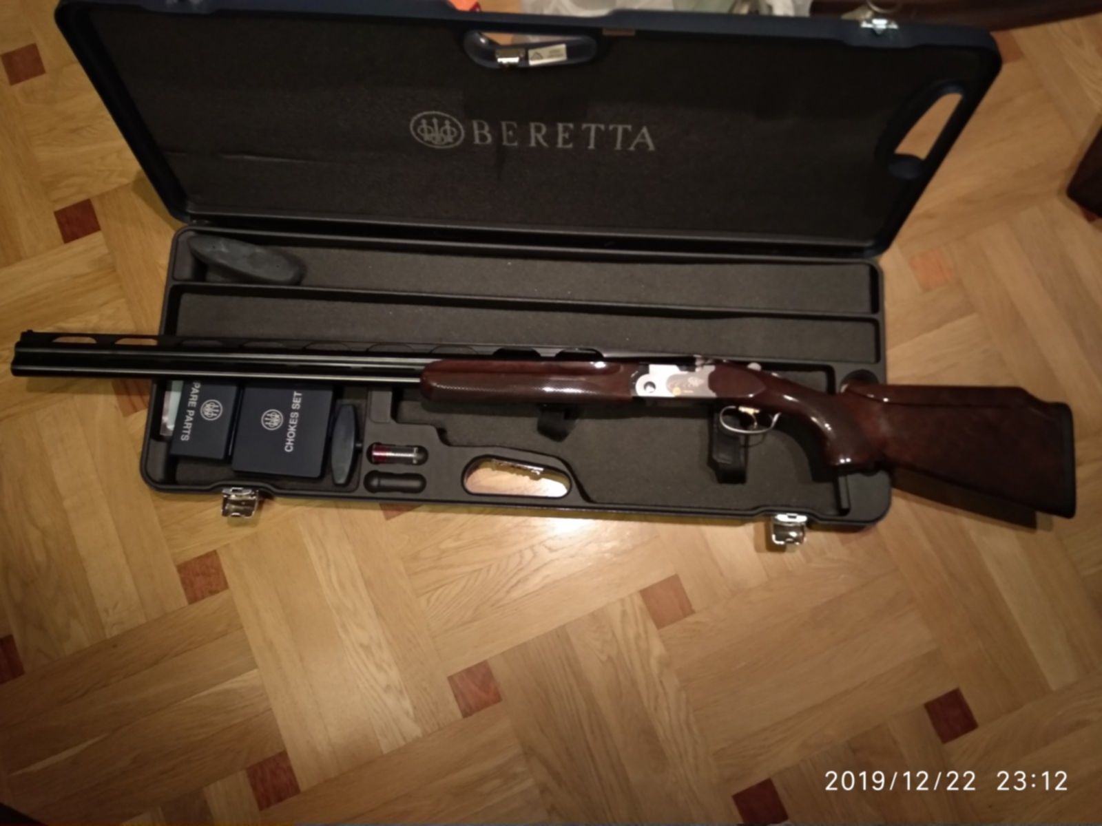Продаю в Москве или МО спортивное ружье Beretta 682 Gold E X-Trap. 