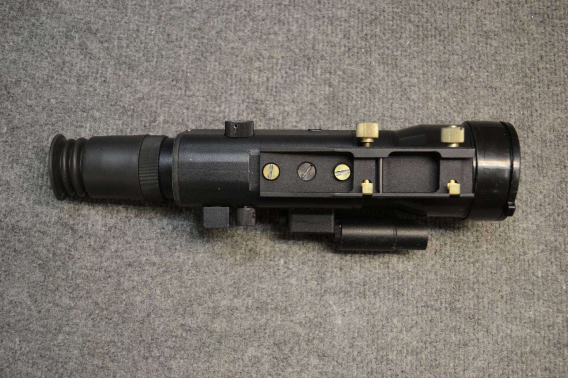 прицел нп. прицел нп. прицел ночного видения np75. ночной прицел "нп-75лц". прицел ночного видения зенит нп-400.