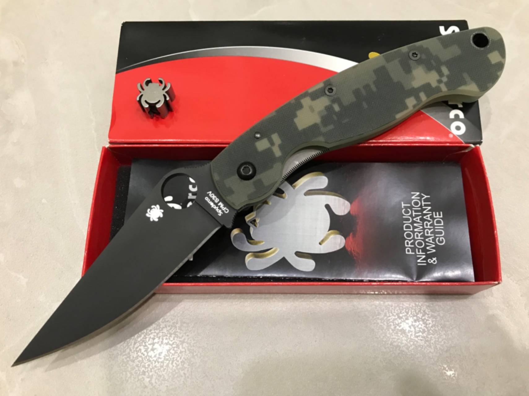 Спайдерка милитари. Spyderco Military Camo Black. Spyderco Military Camo. Нож Spyderco Military Camo реплика. Спайдерко милитари Камо реплика.