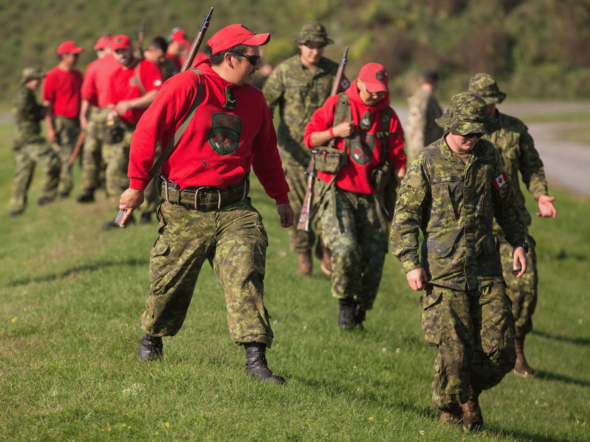 Военно iv. Colt Canada c19. Канадский рейнджер. Канадские рейнджеры форма. Канадские рейнджеры оружие.