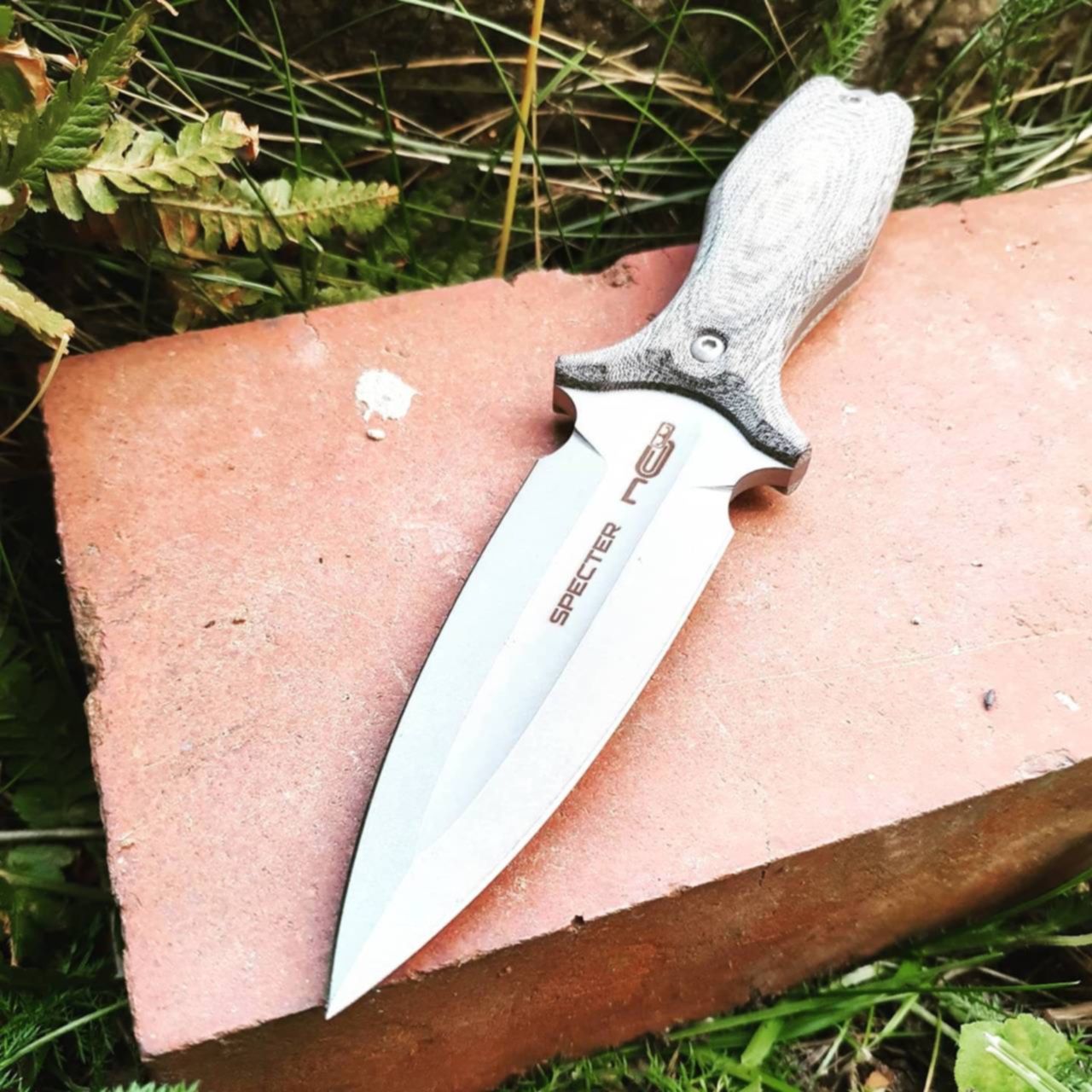 Ножи nc custom. Нож NC Custom Grave. Нож NC Custom Specter. Нож спектр NC Custom. NC Custom Grave кинжал.