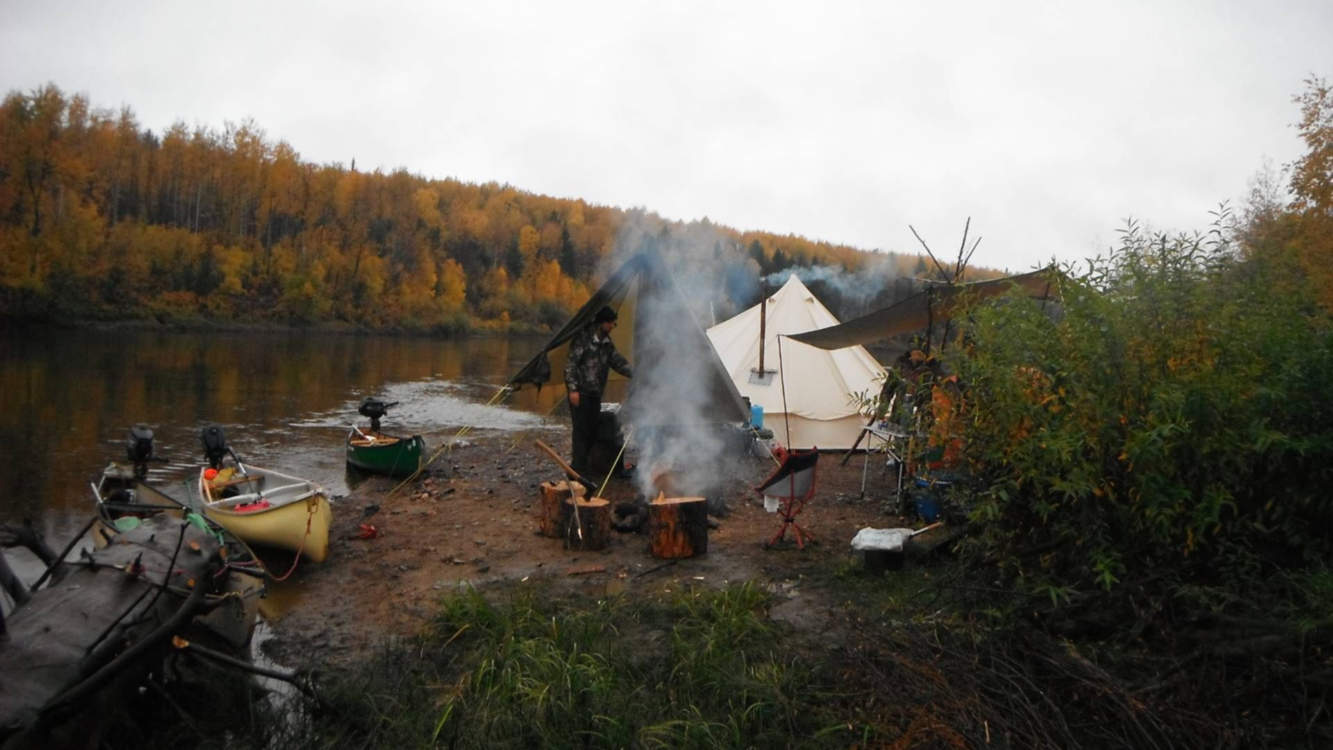 Река бурная запорожское. Мост на советской орск. Паром на бурной реке. Река бурная ленинградская область. Шаманка паром.
