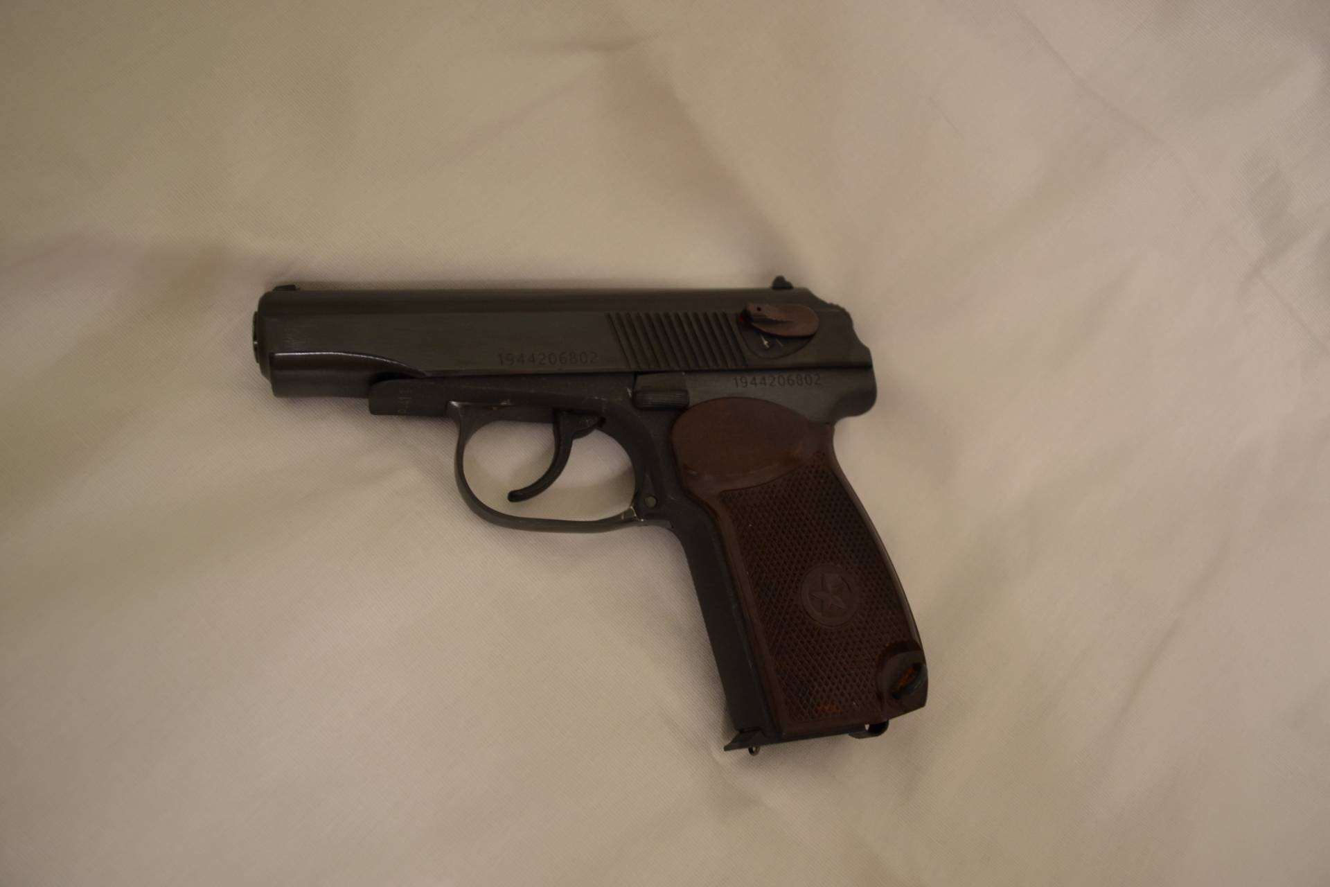 Увеличитель емкости магазина пм. Старая кобура хумпар. Мр 654 переделка в сигнальный. Пм плюс. 16.