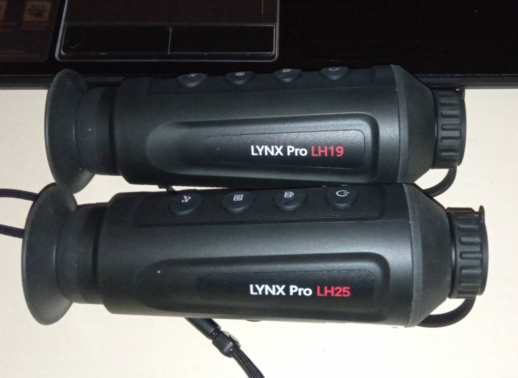 Тепловизоры lynx. Lynx Pro lh25. HIKMICRO Lynx. HIKMICRO Gryphon gq35 осветитель. Тепловизор HIKMICRO.