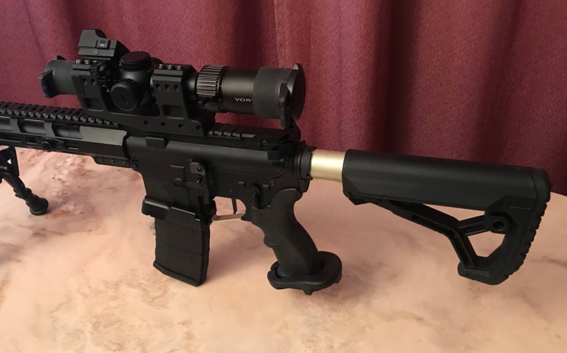 Pro custom. Ar 15 в обвесе. Рукоятка AG-74 Pro Custom Arms. Custom Arms ar15. Рукоятка ar-15.