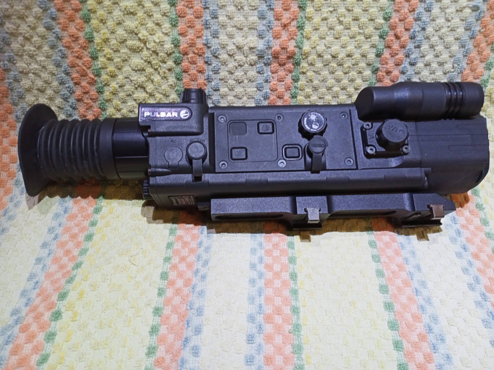Прицел 770. Батарейка в пульт прицела пульсар. Провод для прицела пульсар 770. Прицел 770. Pulsar digisight n770a.