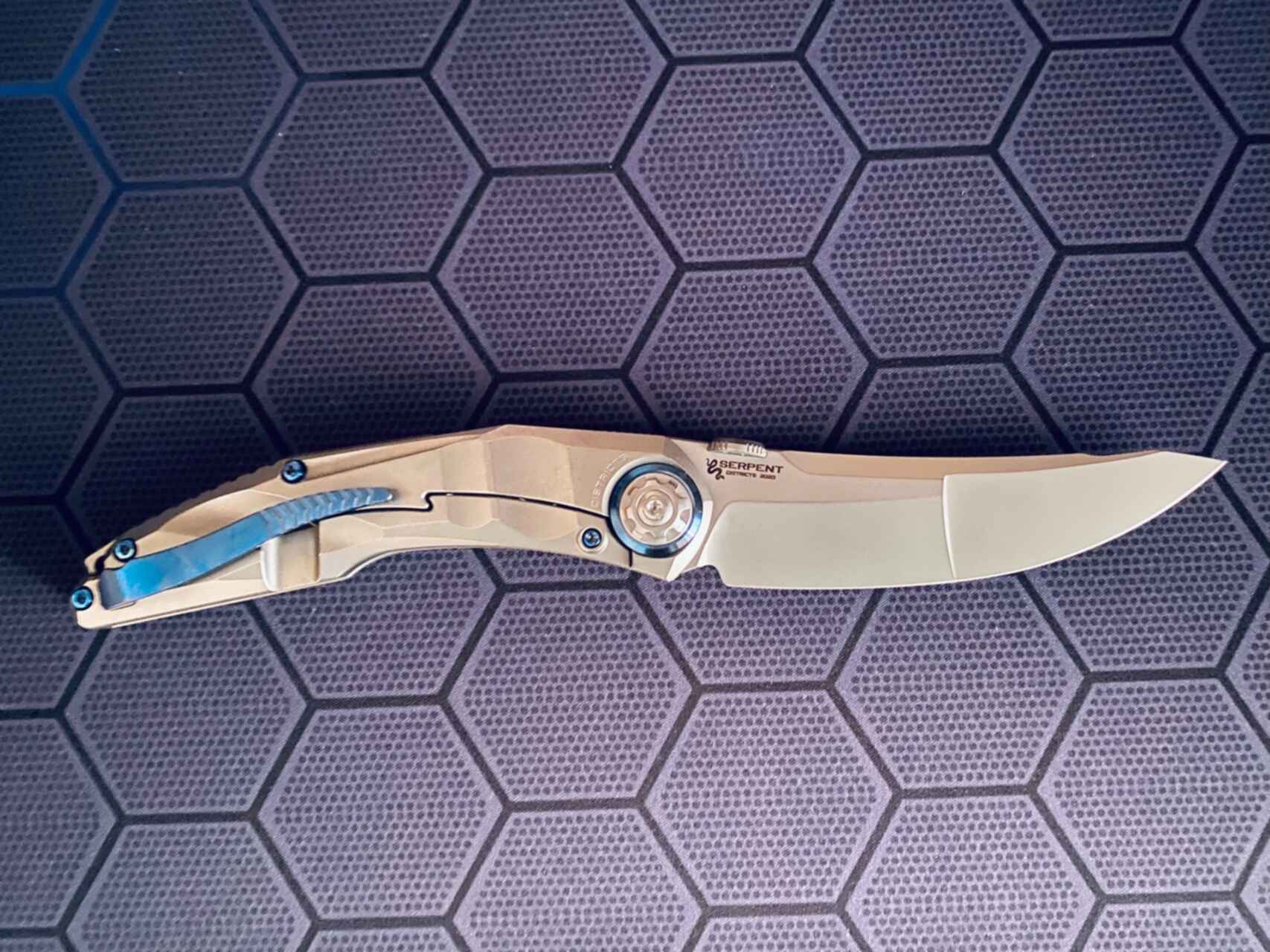 Складные ножи maxace. Нож Дистрикт 9. Maxace District 9. Складной нож District 9 Marauder. Нож Maxace.