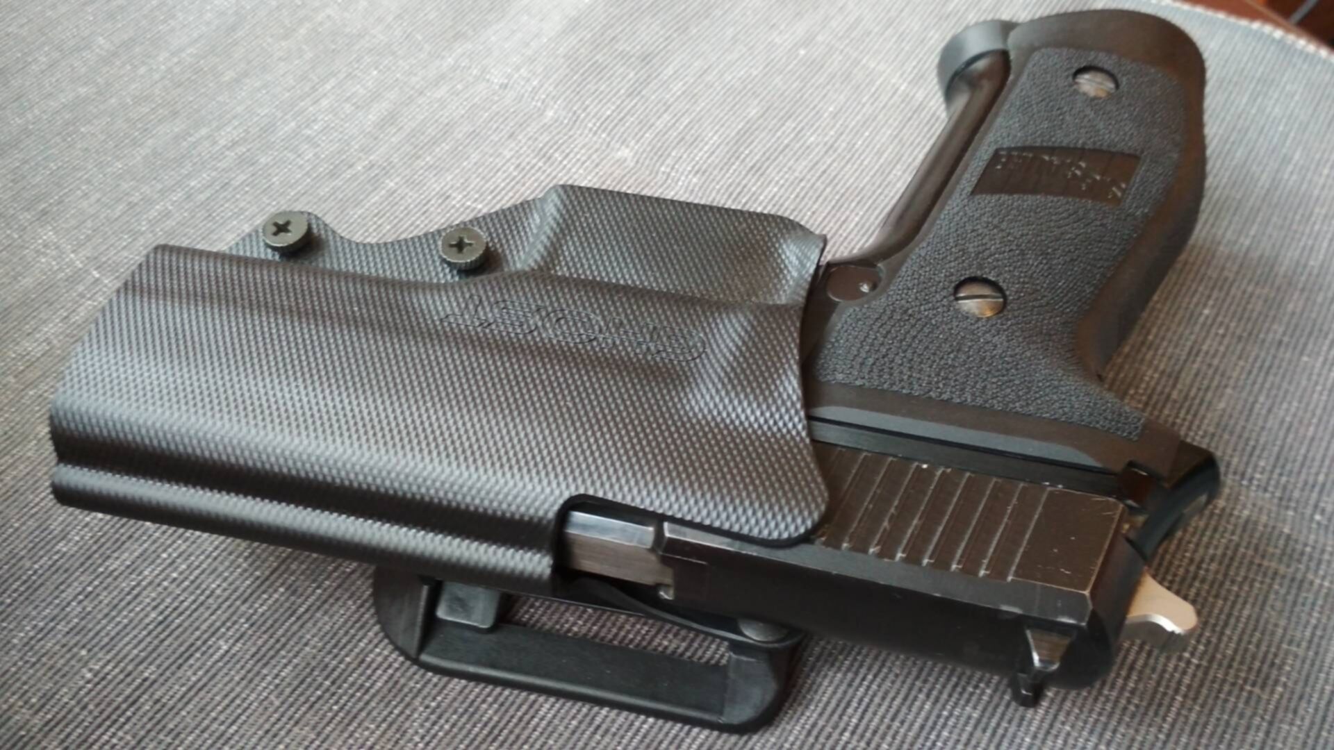 Зиг зауэр p226 кобура. Накладка на рукоять для glock. Накладки на рукоятки sig sauer 226. Т зап. Мушка для p226.