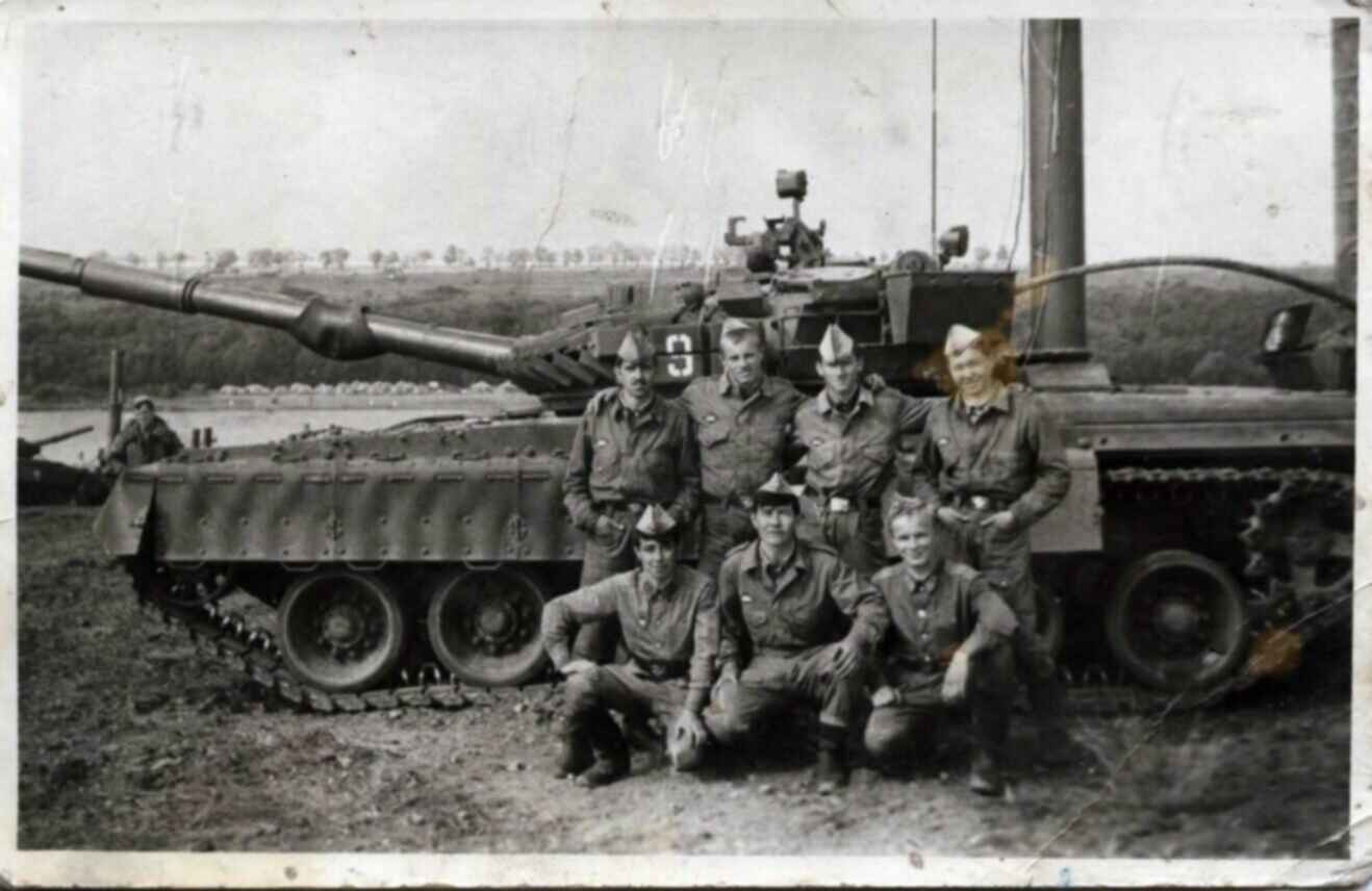 90 гвардейская танковая