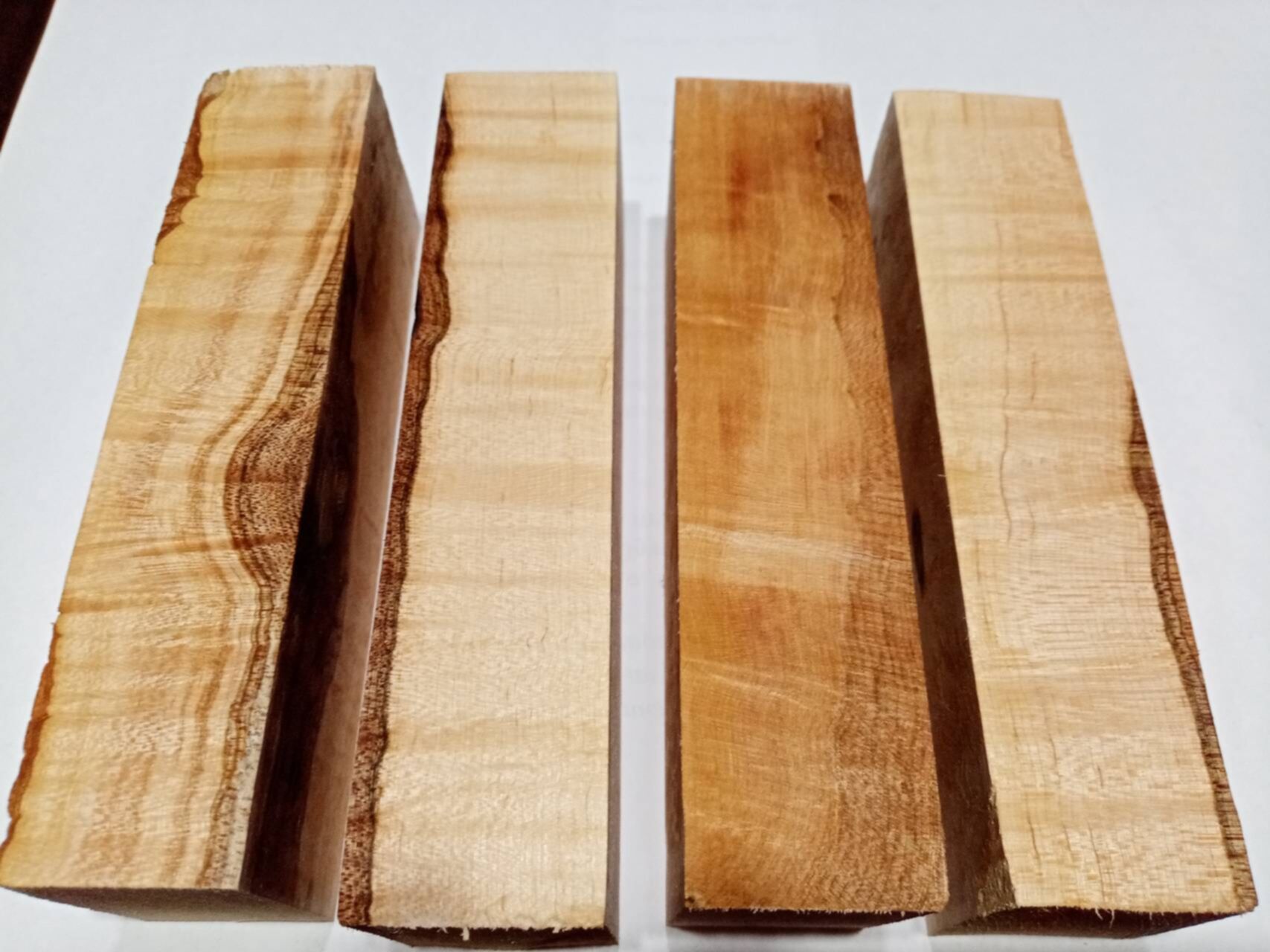 Как отличить доску. Ясень древесина. Сорта древесины. Ясень Дальневосточный de3901-38. Maple log.
