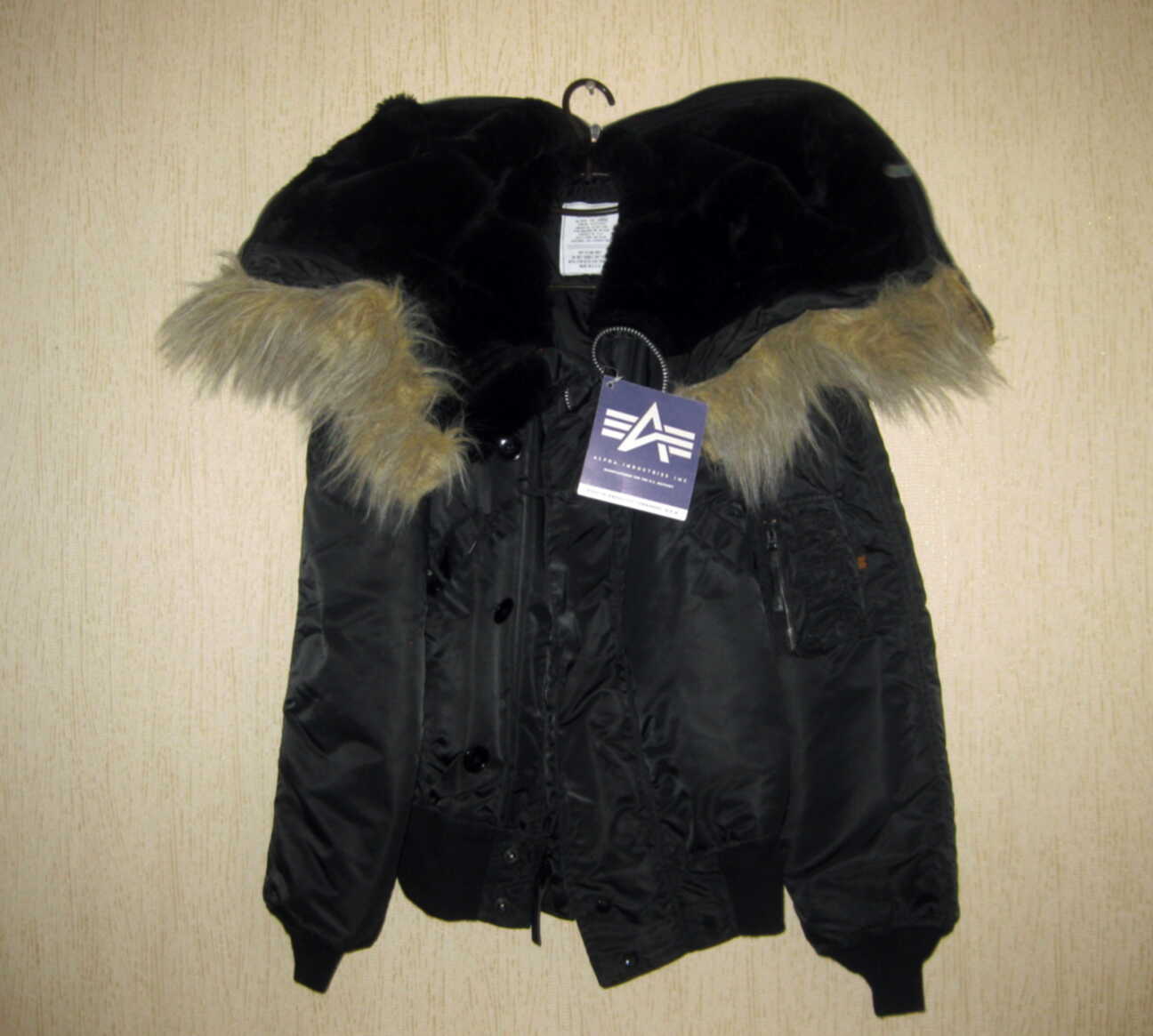 Продать куртку. Jacket n2b made in USA. Кожаная куртка n2b. N2b Alpha внутри. Jacket n2a made in USA.