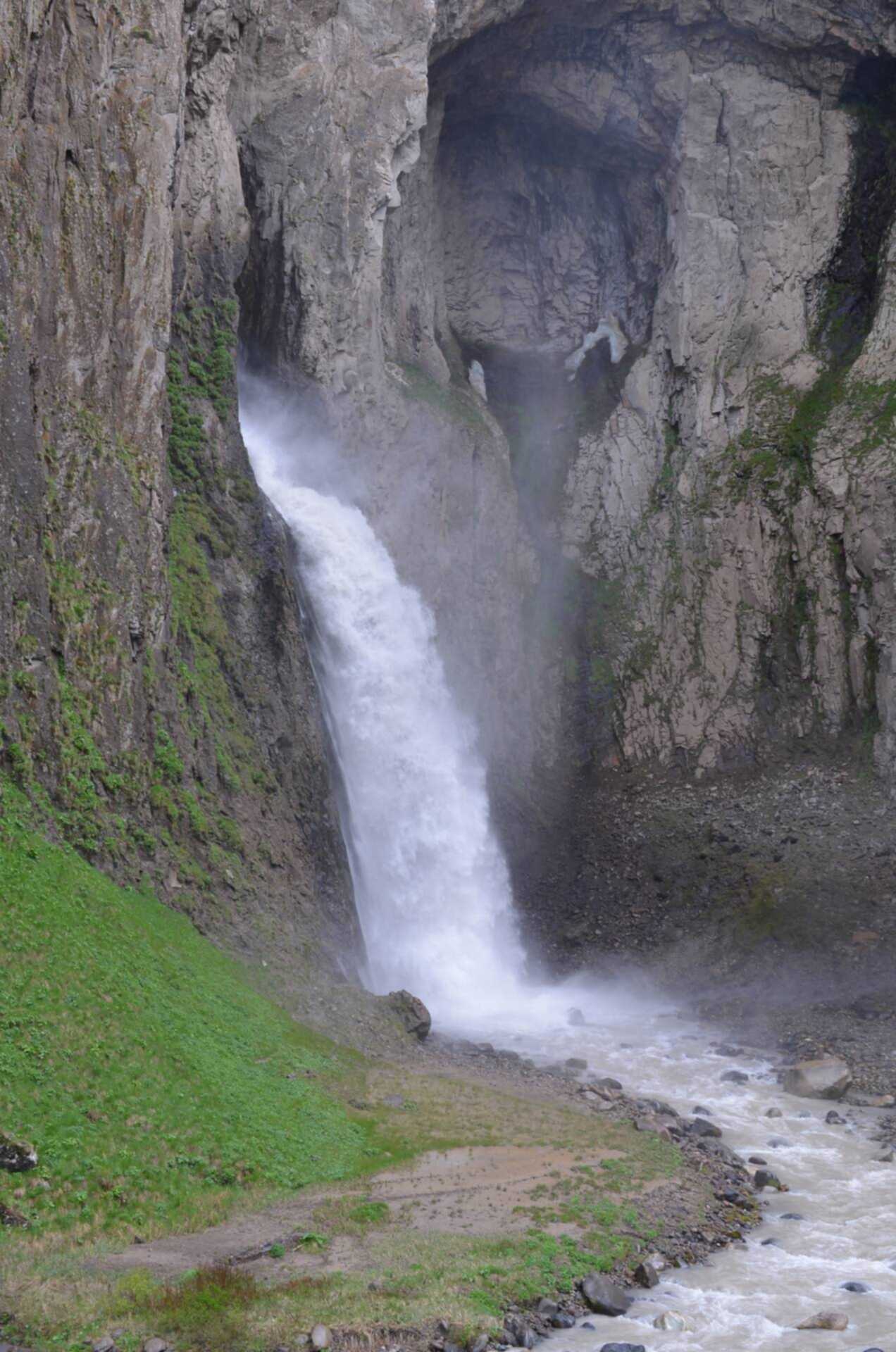 Султан Су водопад