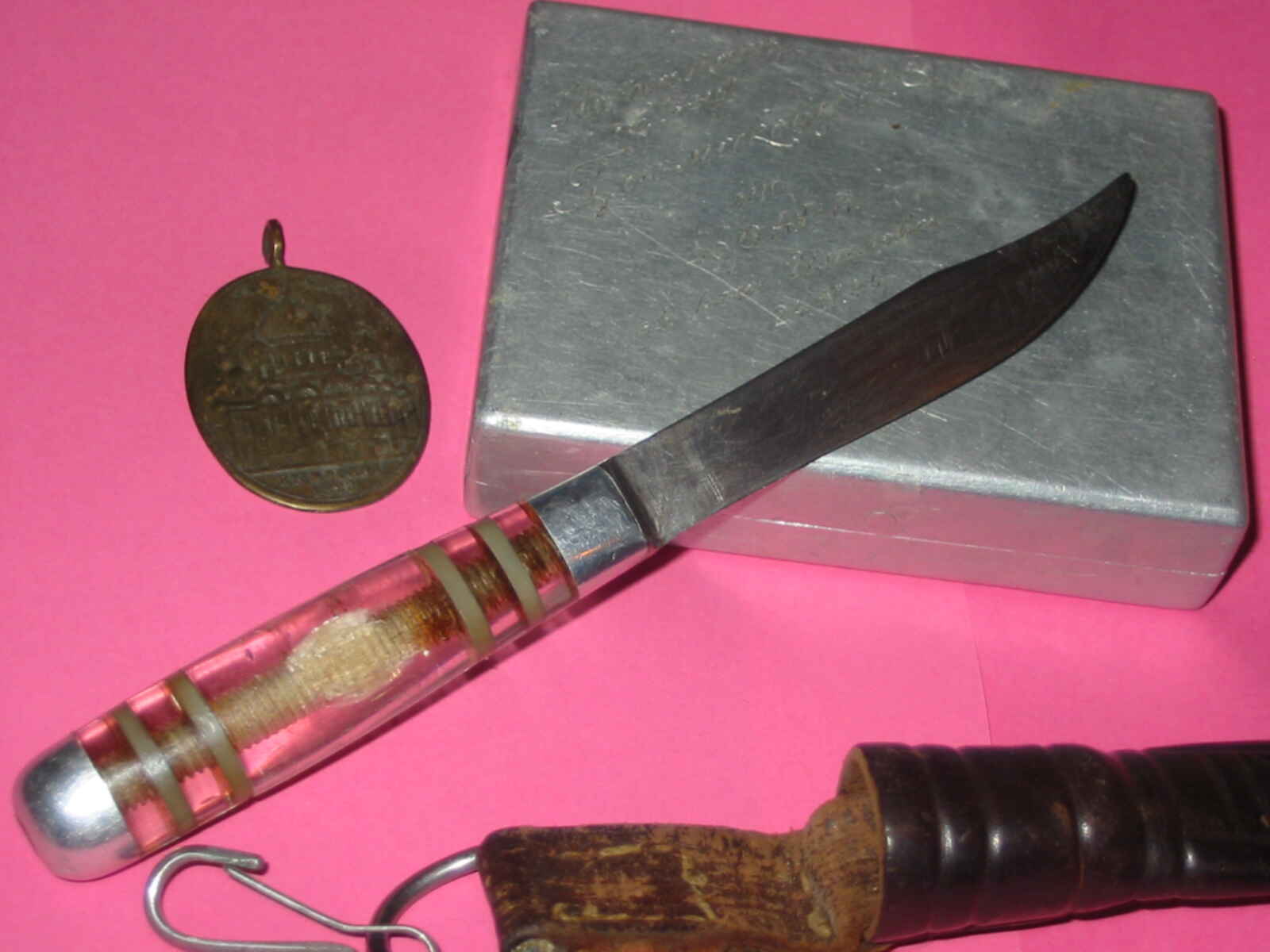 старинные охотничьи ножи. нож выживальщика советский. сон старый нож. сон старый нож. древние ножи.