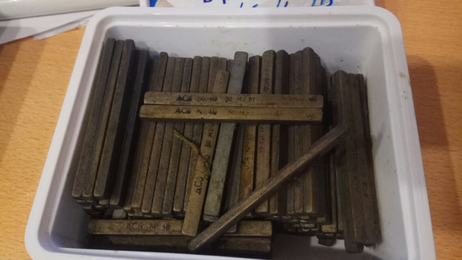 Ac 100/125 алмазный брусок для хонингования. Алмазный брусок хонинговальный 100х8х4х2мм. Поверочный инструмент брусок. 40\28. Хонинговальные бруски алмазные.