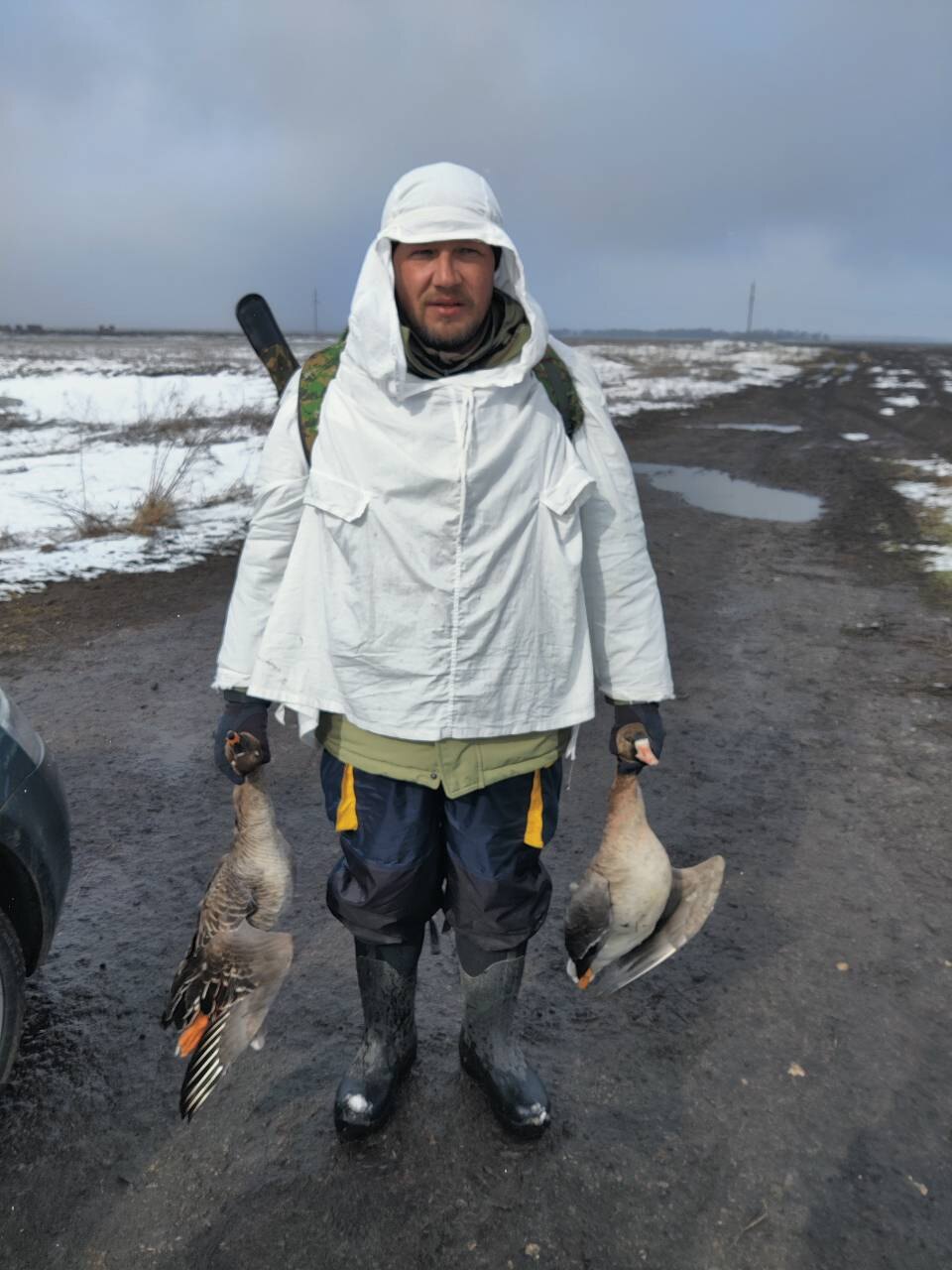 Где сейчас гуси. Человек похожий на гуся.