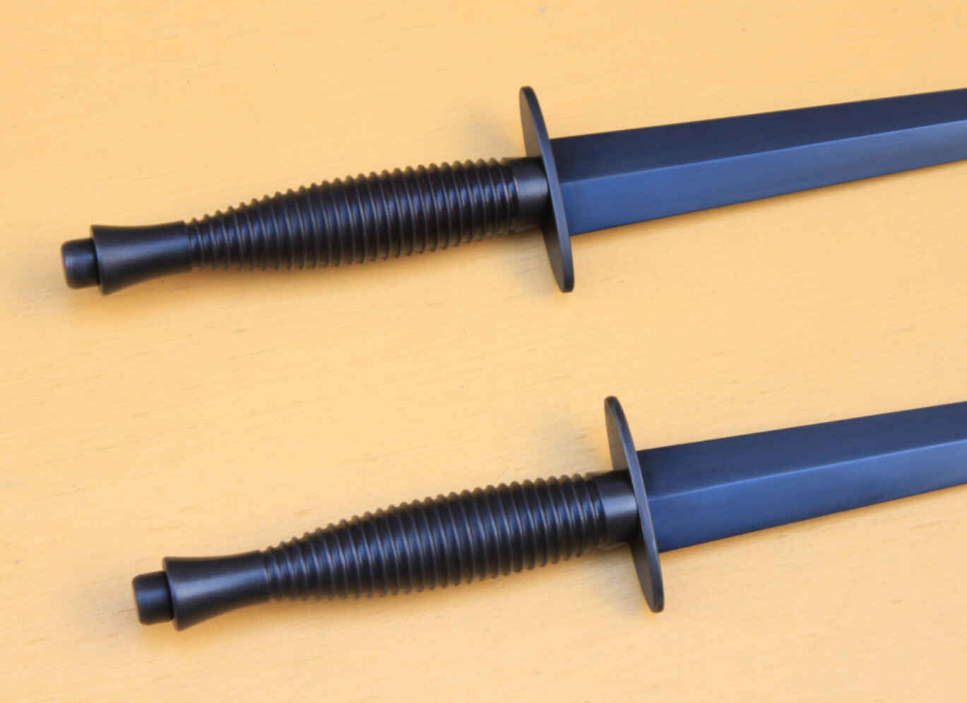 Часть 5 : Реплики холодного оружия 