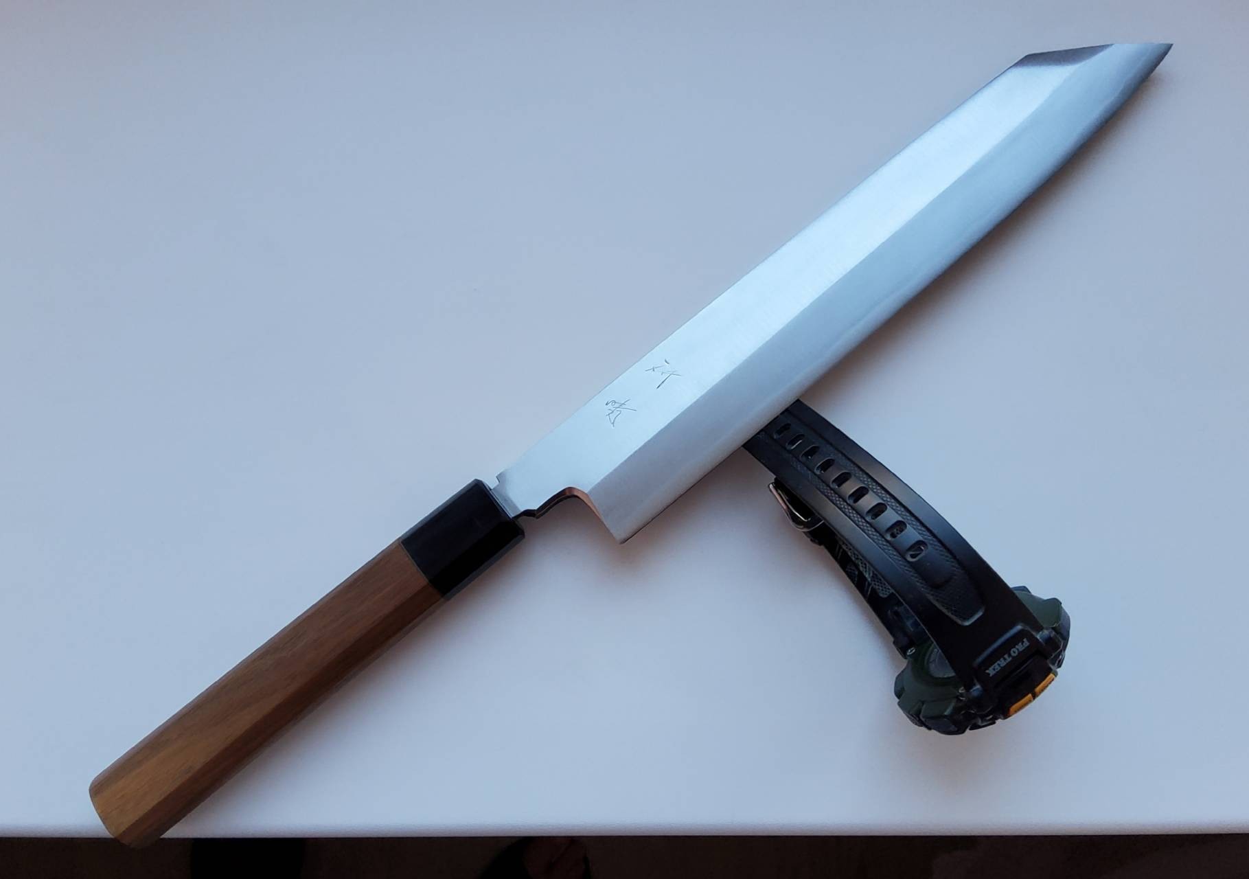 Продается японский. Кухонный японский нож каритсуки. японская 12000.