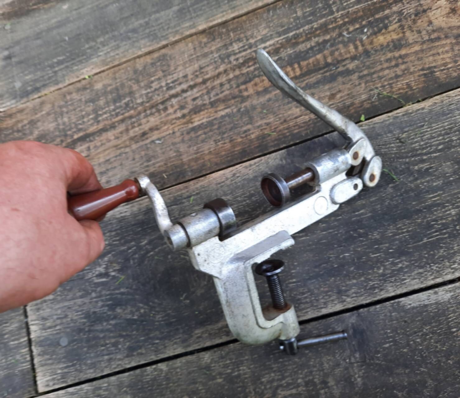 Закрутка военохот. Красивая консервация в банках. Упс 5 закрутка патронов звездочкой. Вертикальная закрутка патронов. Банки с закручивающимися крышками.