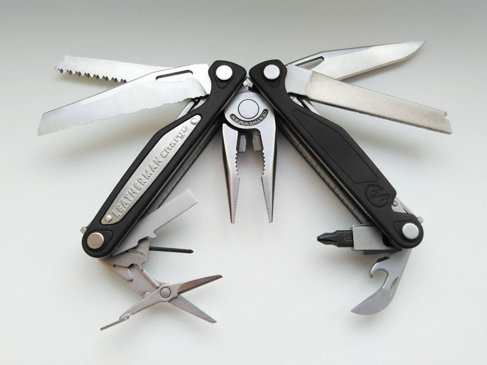 Leatherman charge