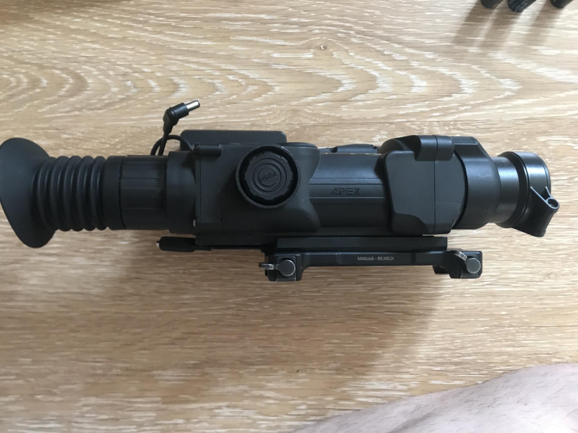 Прицелы тепловизоры для охоты пульсар. Тепловизионный прицел pulsar apex xd50. Пульсар апекс хд 75. Пульсар охота. Пульсар охота.