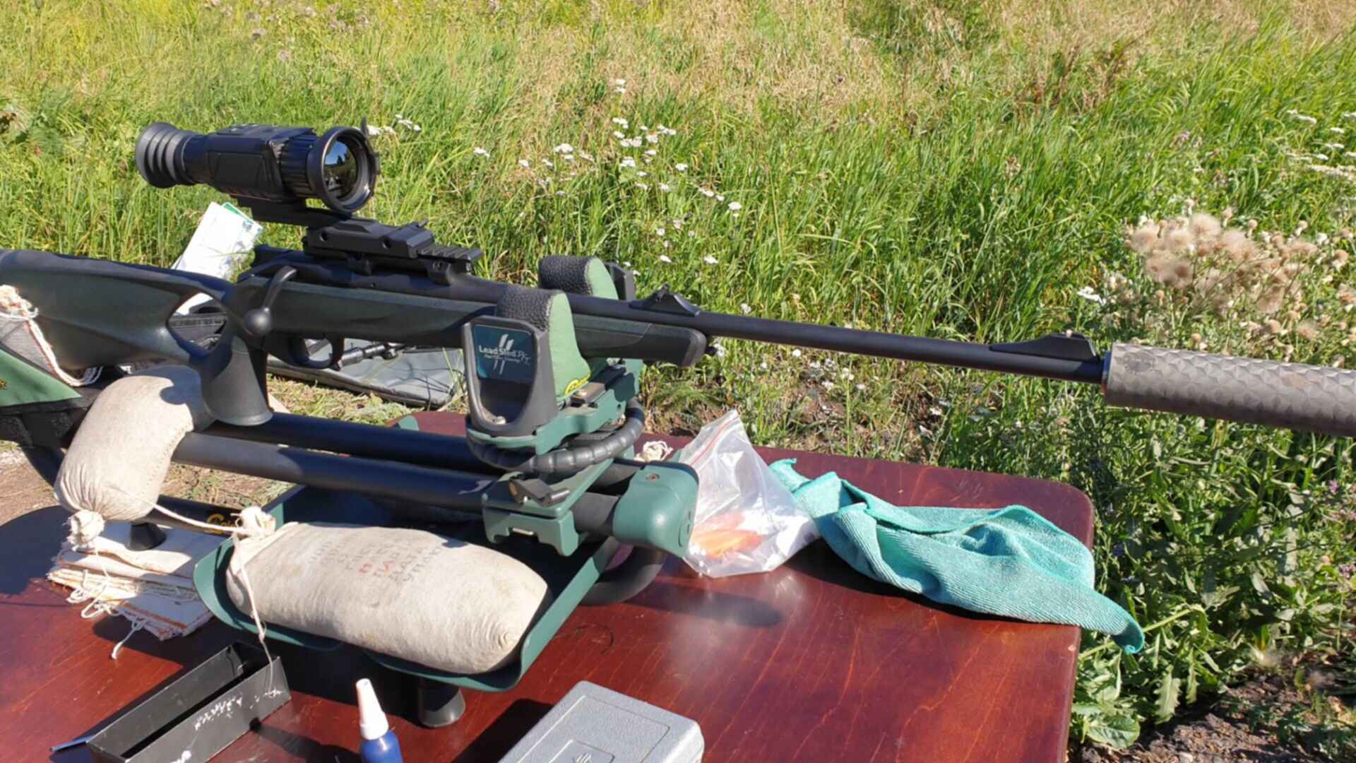 Снайперская винтовка вепрь 308. Линейка для пристрелки оружия. Карабин скс с оптическим прицелом. Вепрь-308 прицел тепловизор. Релоадинг 243 win новая тема.