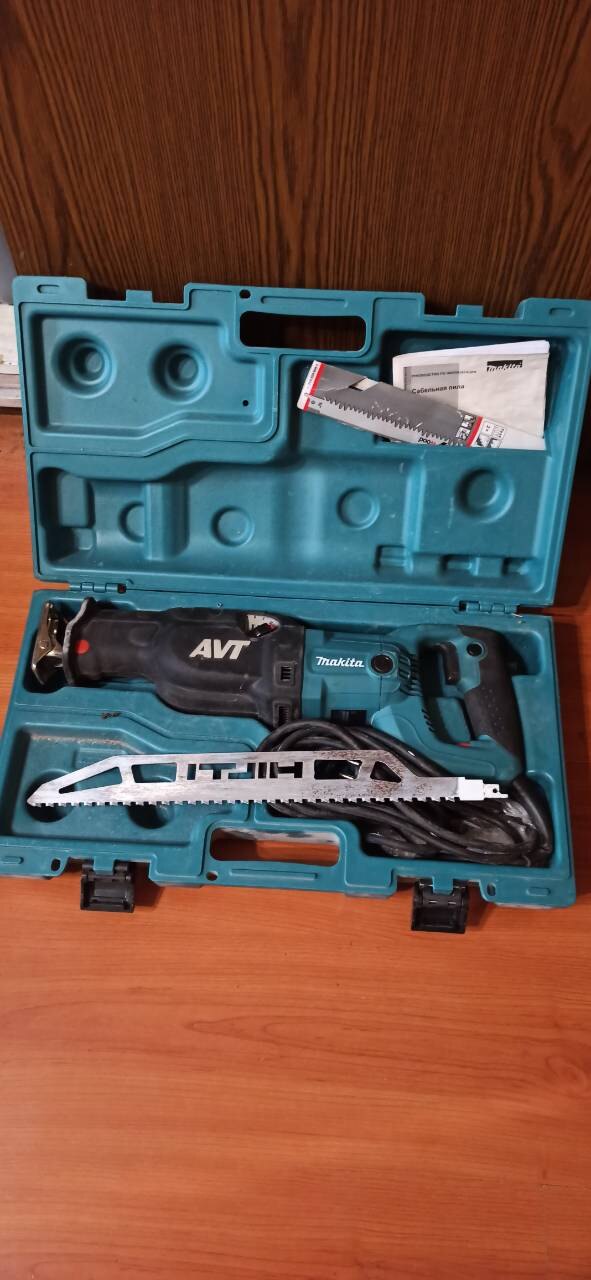 Пила сабельная makita 3070. Продам инструмент. Инструменты продаж. Пила 2022.