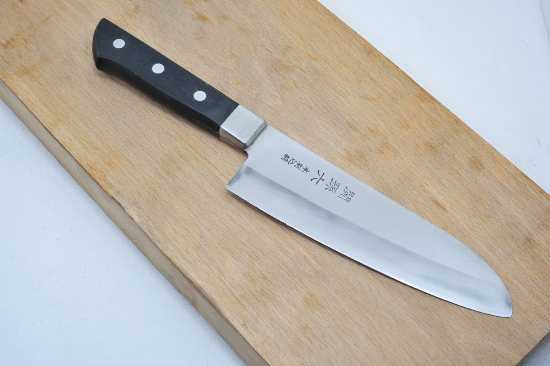 Магазин японских ножей. Японские ножи тоджиро. Японский нож хацуюки. Японский нож сакура. Tojiro kanetsugu.