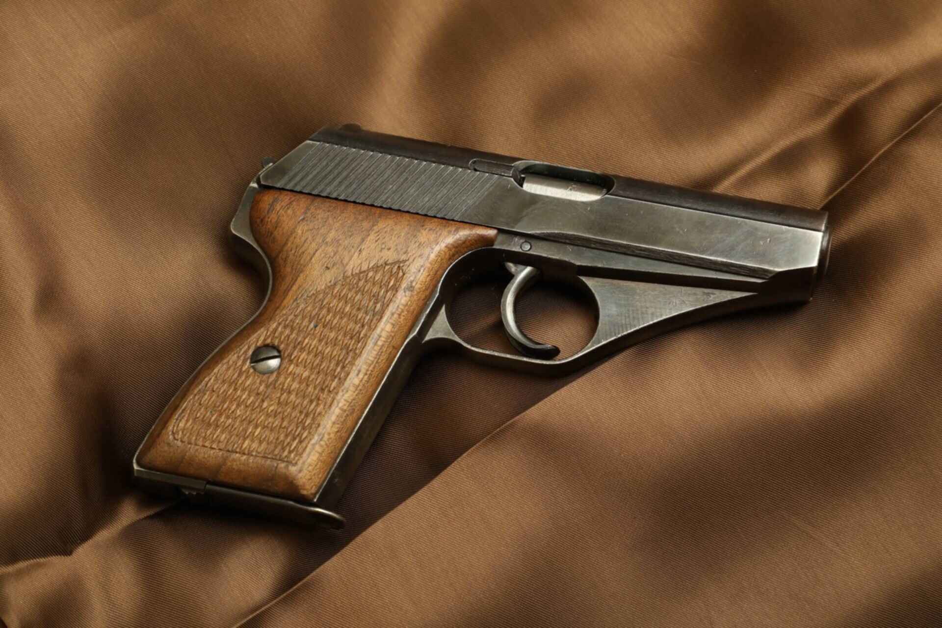 Маузер hsc калибром 7. Маузер 7. Маузер дамский 7. Маузер hsc калибром 7. Маузер модель "hsc".