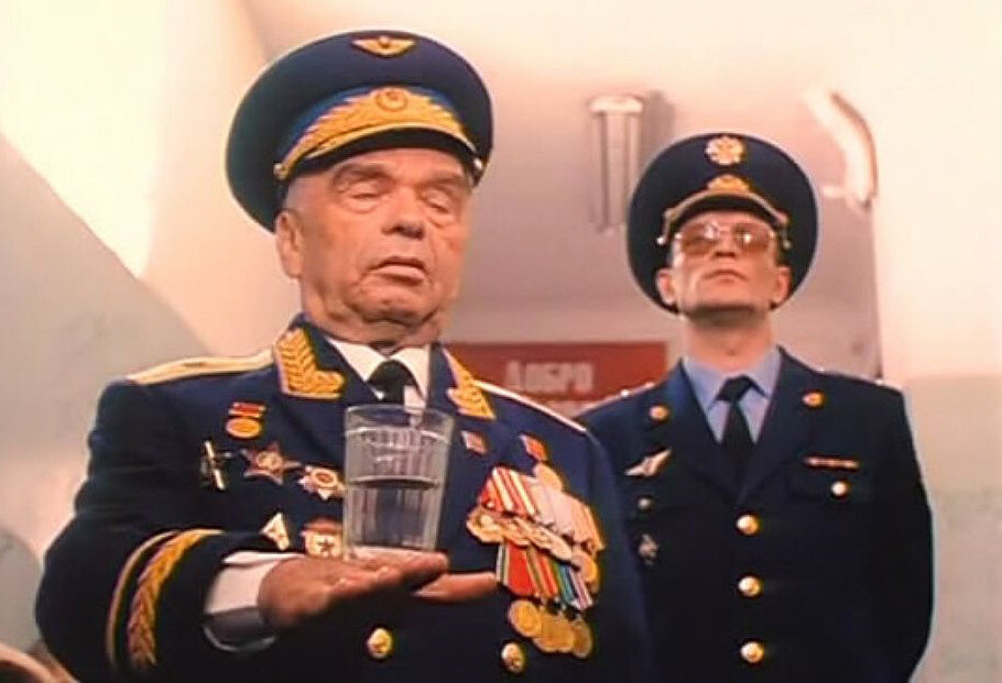 песня жахнем по стаканчику