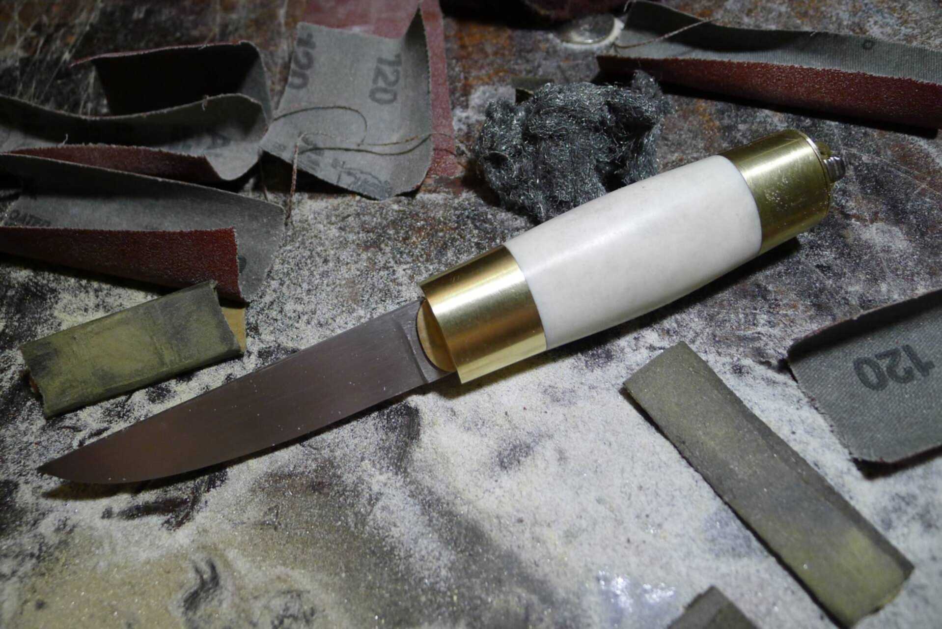 Нож бочка. Шведский нож - бочка. Нож тонно бочкообразный нож. Нож бочка Barrel Knife от Джо Энгстром.